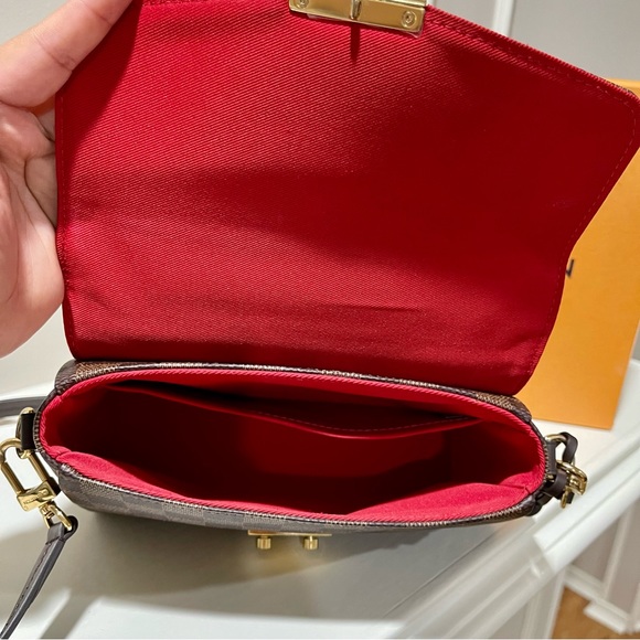 LV Croisette Bag - Picture 9 of 13